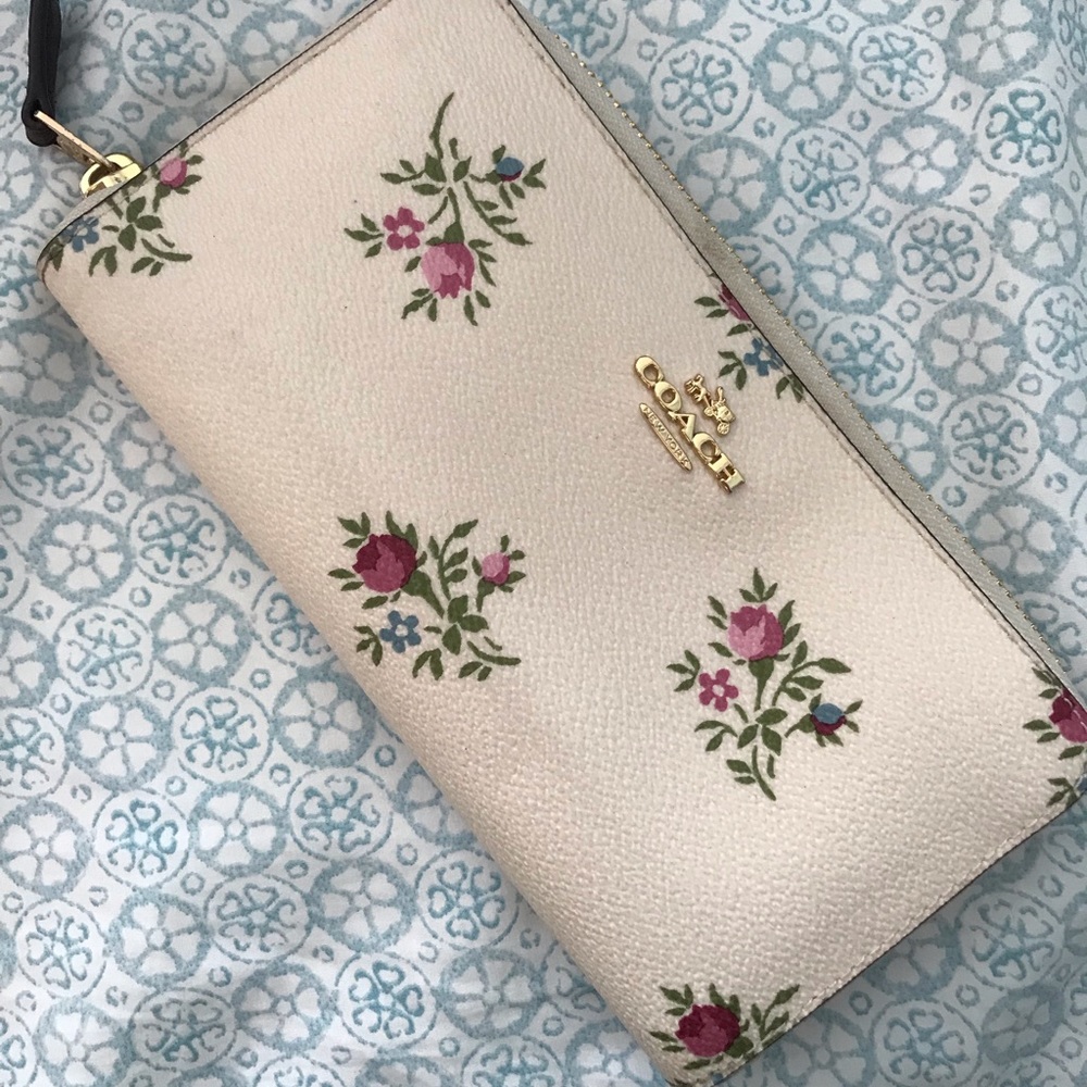 BRAND NEW Coach Wallet